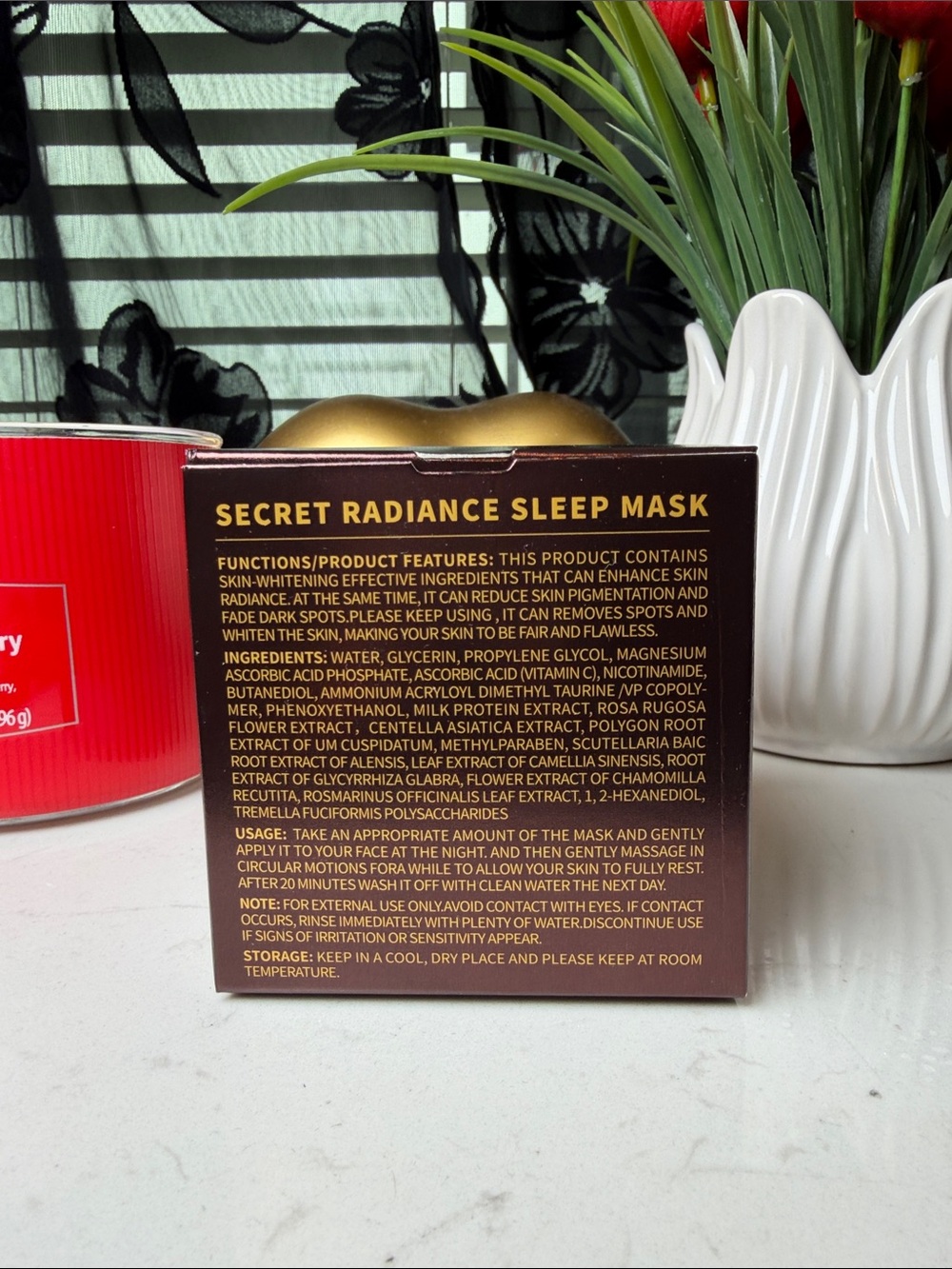 Secret Radiance Sleep Mask - Gold/Bronze - Picture 3 of 3